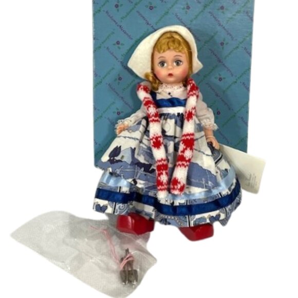 Madame Alexander restrung 8" Gretel Brinker doll. - Picture 1 of 7